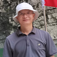 李青山