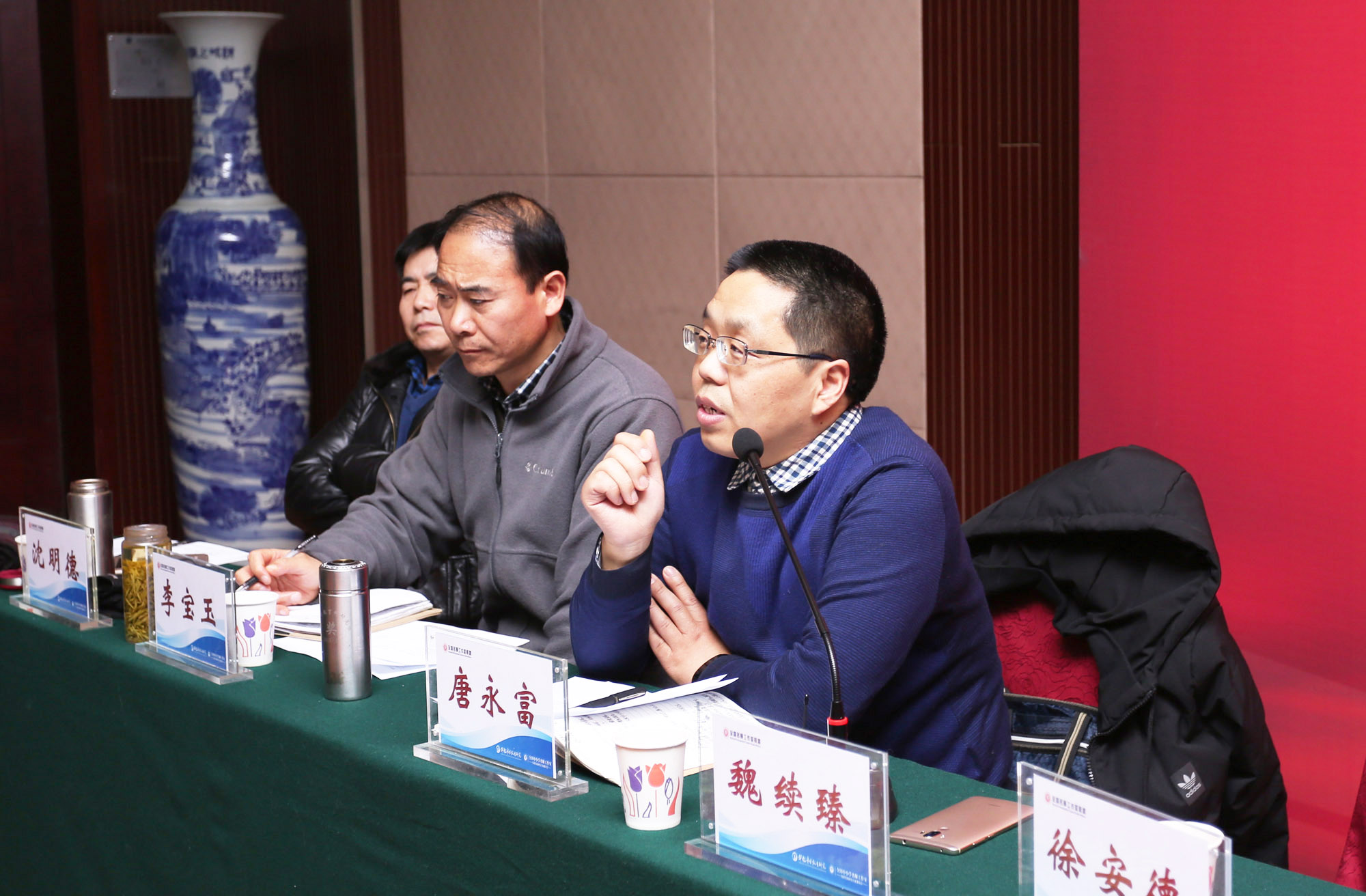联盟常务副理事长：德阳市教育科学研究所所长唐永富在会上介绍德阳经验。