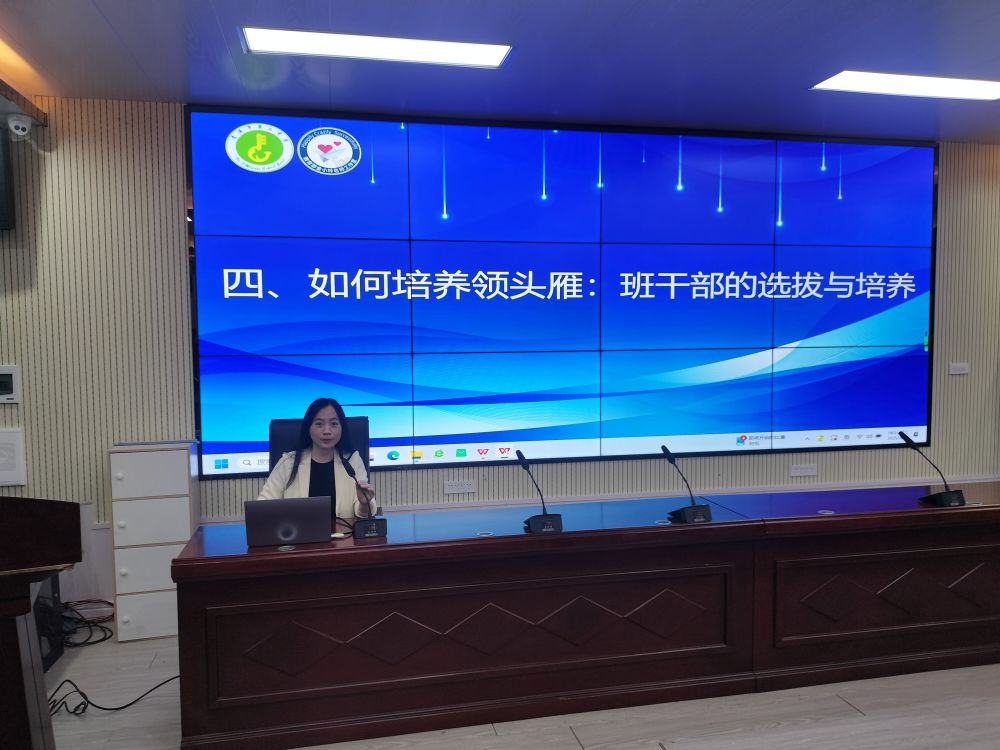 6809ac2191a5a.jpg